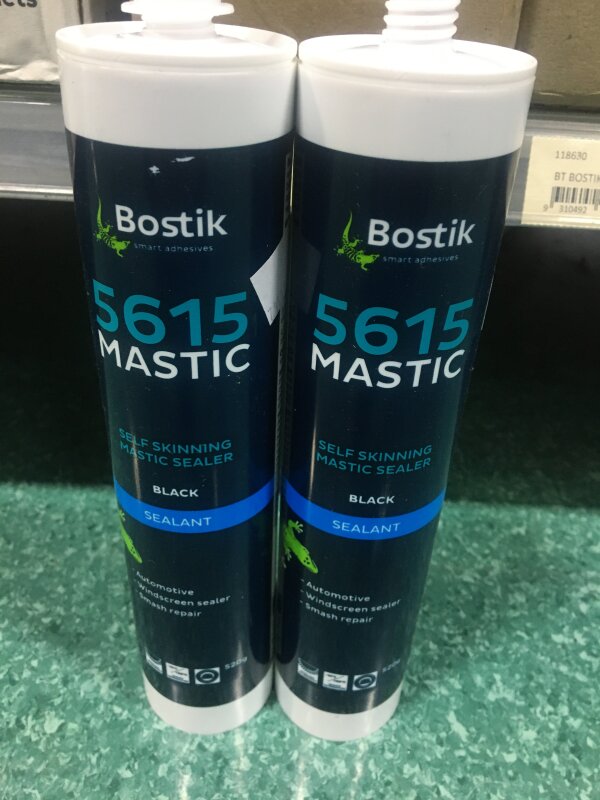 BT 5615 Windscreen Seal Easy Clean 520g