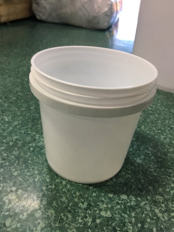 Plastic Paint Pail/Bucket - 1L