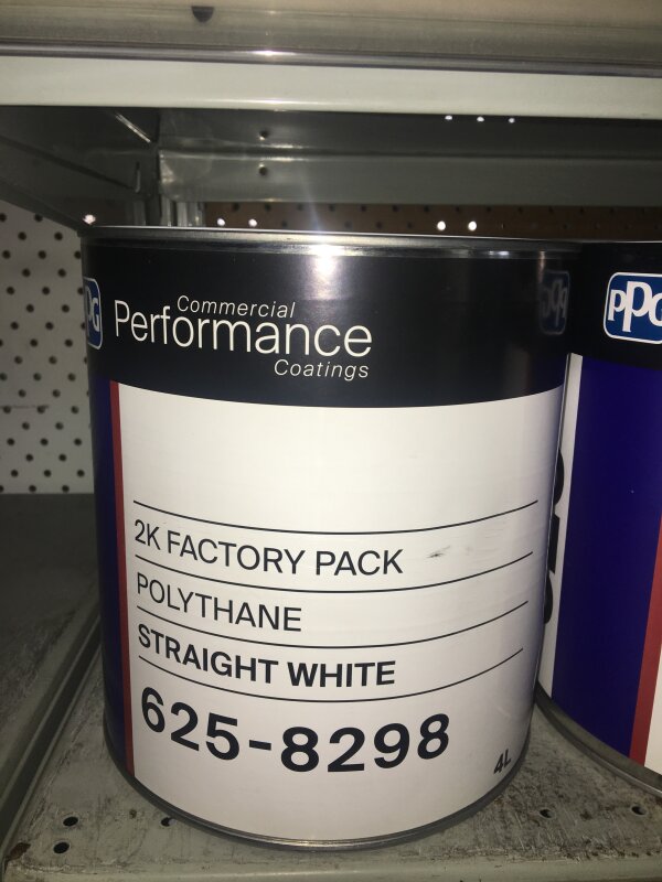 625 POLYTHANE STRAIGHT WHITE 4L