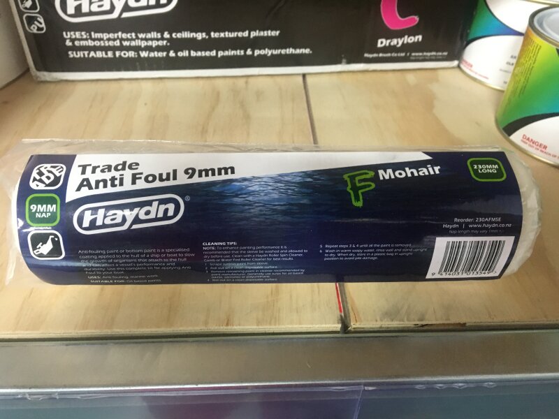HA 230mm x 9mm Trademax Mohair Sleeve