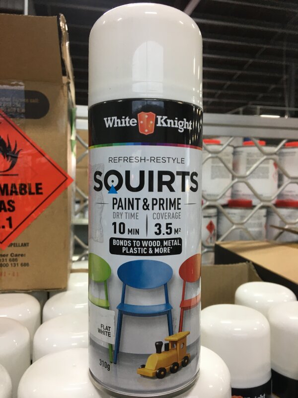 White Knight Squirts Flat White 310gm