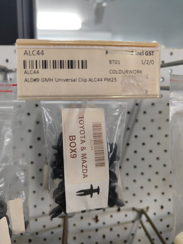 ALD#9 GMH Universal Clip ALC44 Pkt25