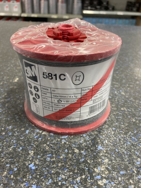 3M 581C Fibre Discs - 100mm P60 Black