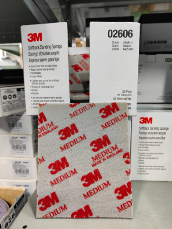 3M 02606  SOFT BACK SANDING SPONGES MEDIUM