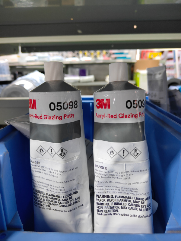 3M™ Acryl Putty  05098 Red 14.5 oz