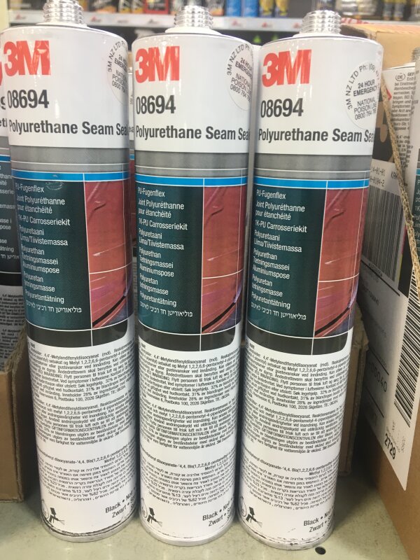 3M Poly Adh Sealant Automotive Black 310