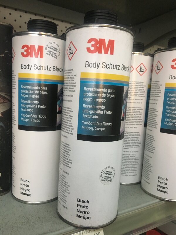 3M 8861 Body Schutz Underseal 1L can