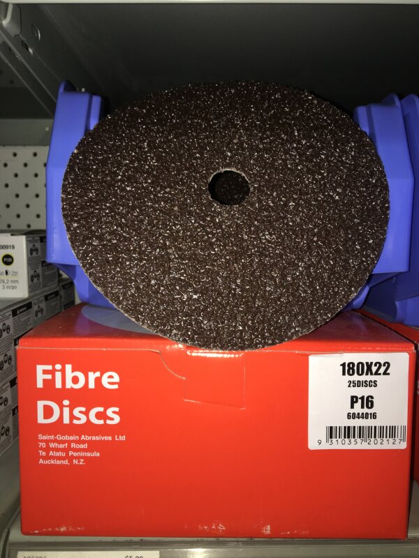 FIBRE DISCS 180 x 22 P16