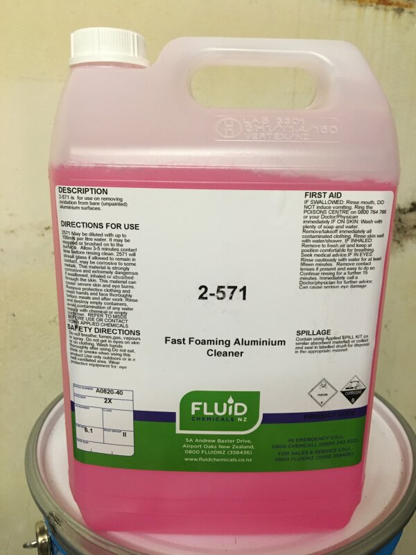 EC ALU PLUS-ALUMINIUM & METAL CLEANER 20LTR