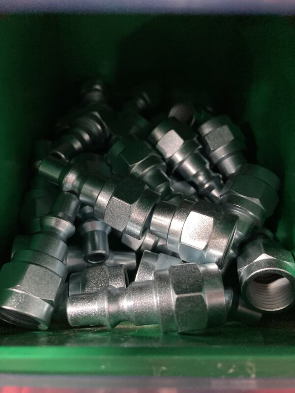 HI AIR QD Connector x 1/4